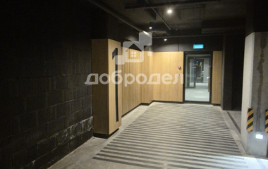 Екатеринбург, ул. Академика Ландау,7