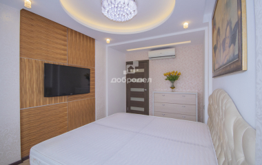 Екатеринбург, ул. Серафимы Дерябиной,37