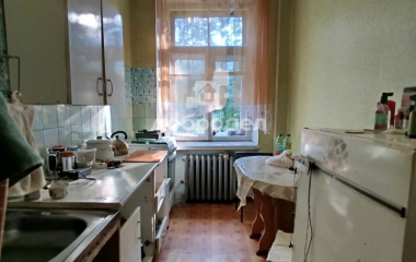 Екатеринбург, пр-кт. Орджоникидзе,18