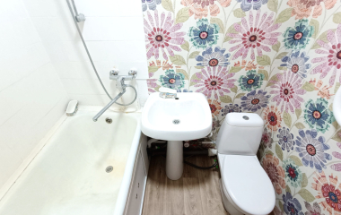 Екатеринбург, ул. Ломоносова,61