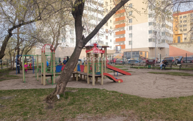 Екатеринбург, ул. Фрезеровщиков,5