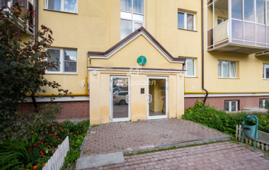 Екатеринбург, ул. Очеретина,8
