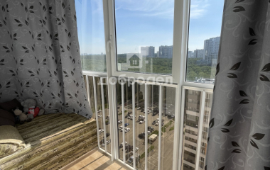 Екатеринбург, ул. Краснолесья,74