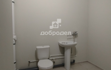 Екатеринбург, ул. Крестинского,2