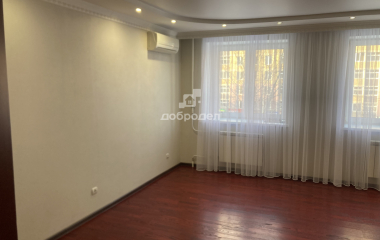 Екатеринбург, ул. Крауля,51