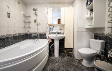 Екатеринбург, ул. Металлургов,28