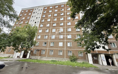 Екатеринбург, ул. Декабристов,25