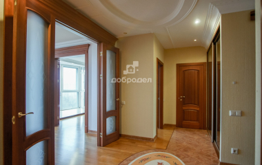 Екатеринбург, ул. Юмашева,15