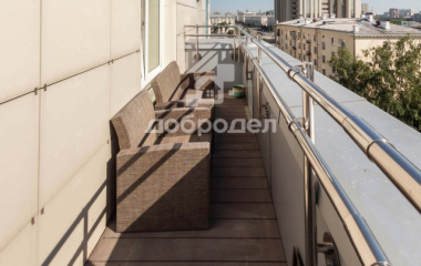 Екатеринбург, ул. Николая Никонова,8