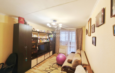 Екатеринбург, ул. Учителей,16 Г