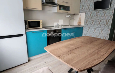 Екатеринбург, ул. Анатолия Мехренцева,38