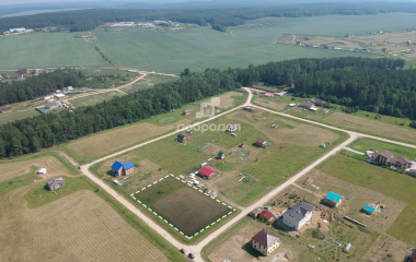 Екатеринбург, Сысертский район, территория дачного некоммерческого партнерства "Марьин Ключ", ул. Троицкая, 1