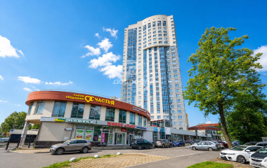 Екатеринбург, ул. Кировградская,4