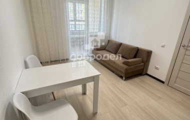 Екатеринбург, ул. Академика Ландау,32