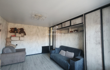 Екатеринбург, ул. Уральских рабочих,42