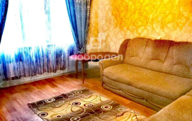 Екатеринбург, б-р. Сиреневый,17