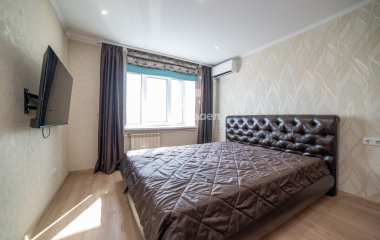 Екатеринбург, ул. Щорса,24