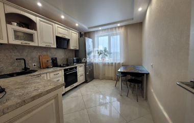 Екатеринбург, ул. Красных командиров,106