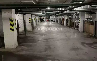 Екатеринбург, ул. Павла Шаманова,8