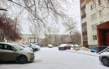 Екатеринбург, ул. Старых Большевиков,54а