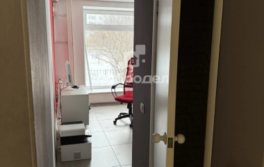 Екатеринбург, ул. Красных командиров,17