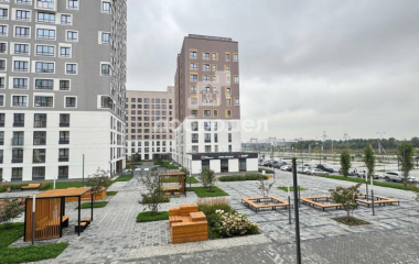 Екатеринбург, б-р. Новосинарский,5