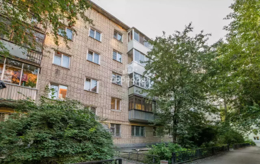 Екатеринбург, ул. Коминтерна,7