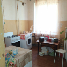 Комната | 80.00 м² | 2 - 4 эт. 10