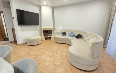 Екатеринбург, ул. Адмирала Ушакова,4