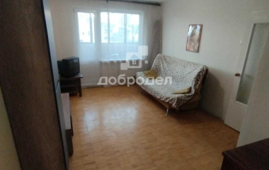 Екатеринбург, ул. Крестинского,37/1