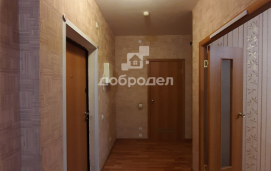 Екатеринбург, ул. Анатолия Мехренцева,36