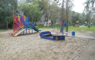 Екатеринбург, ул. 40-летия Комсомола,22