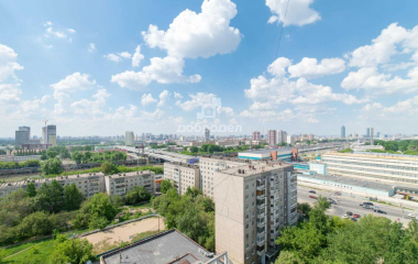 Екатеринбург, ул. Байкальская,27