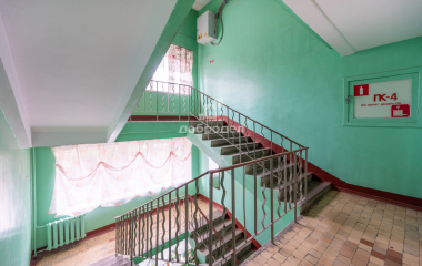 Екатеринбург, ул. Крылова,24-б