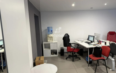 Екатеринбург, ул. Красных командиров,17