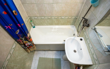 Екатеринбург, ул. 40-летия Комсомола,32а