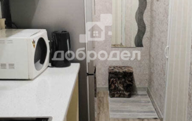 Екатеринбург, ул. 40-летия Комсомола,32/2