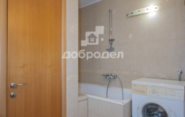 Екатеринбург, ул. Бахчиванджи,8