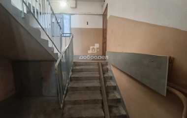Екатеринбург, ул. 40-летия Комсомола,32/2