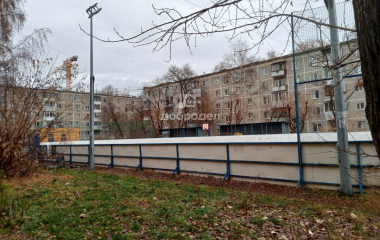 Екатеринбург, пр-кт. Космонавтов,92