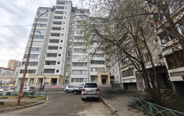 Екатеринбург, ул. Учителей,16 Г