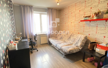 Екатеринбург, ул. Репина,93
