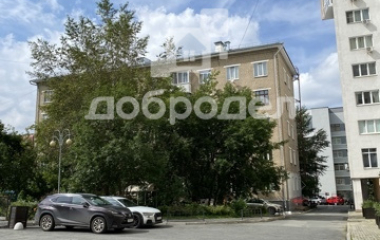 Екатеринбург, ул. Попова,33а