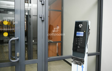 Екатеринбург, пр-кт. Космонавтов,108/3