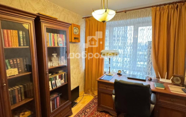 Екатеринбург, ул. Некрасова,12