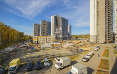 Екатеринбург, мкр. Светлый,4