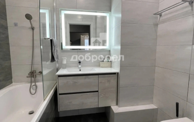 Екатеринбург, ул. Краснолесья,74
